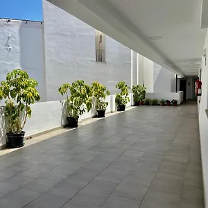 estudio-con-parking-en-el-centro-de-mlaga.1costadelsol.com/